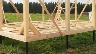 Сарай на винтовых сваях или хозблок на сваях Рославль цена от 2510 руб. / шт.